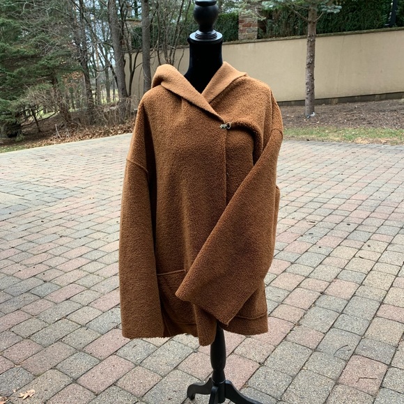 Max Studio Jackets & Blazers - NWOT Max Studio Hooded Faux Shearling Knit Jacket/Teddy Coat